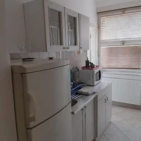 Apartment Apartman Bulevar