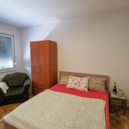 Apartment Apartman Bulevar